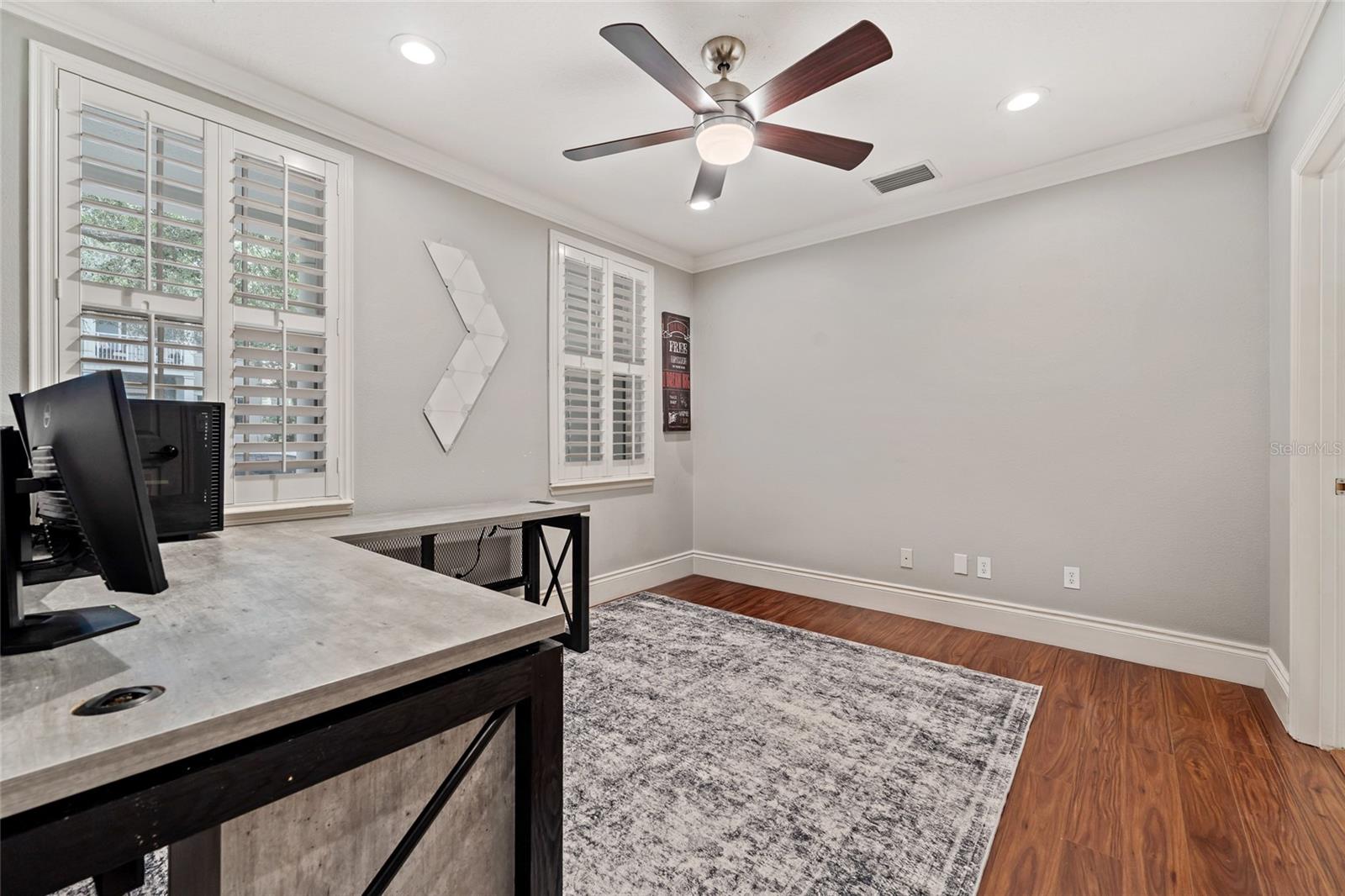 BALDWIN PARK - Residential