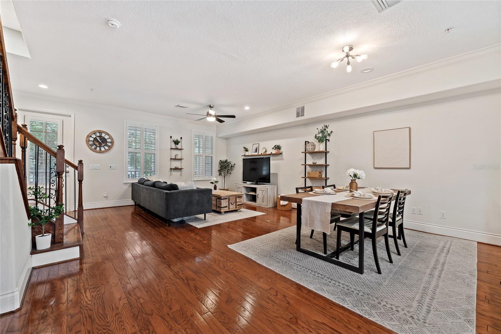 BALDWIN PARK - Residential