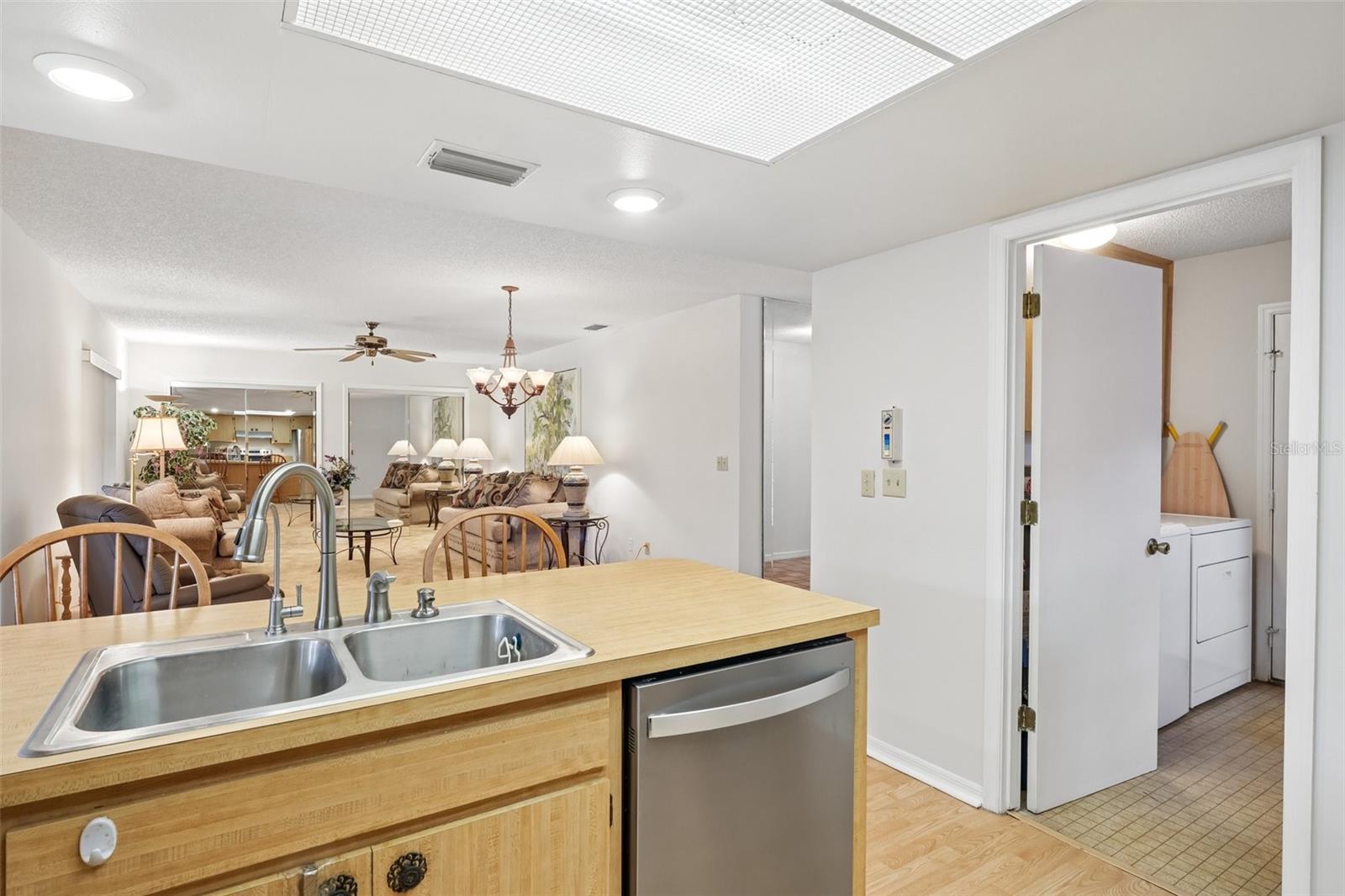HIGHGATE III CONDO PH - Residential