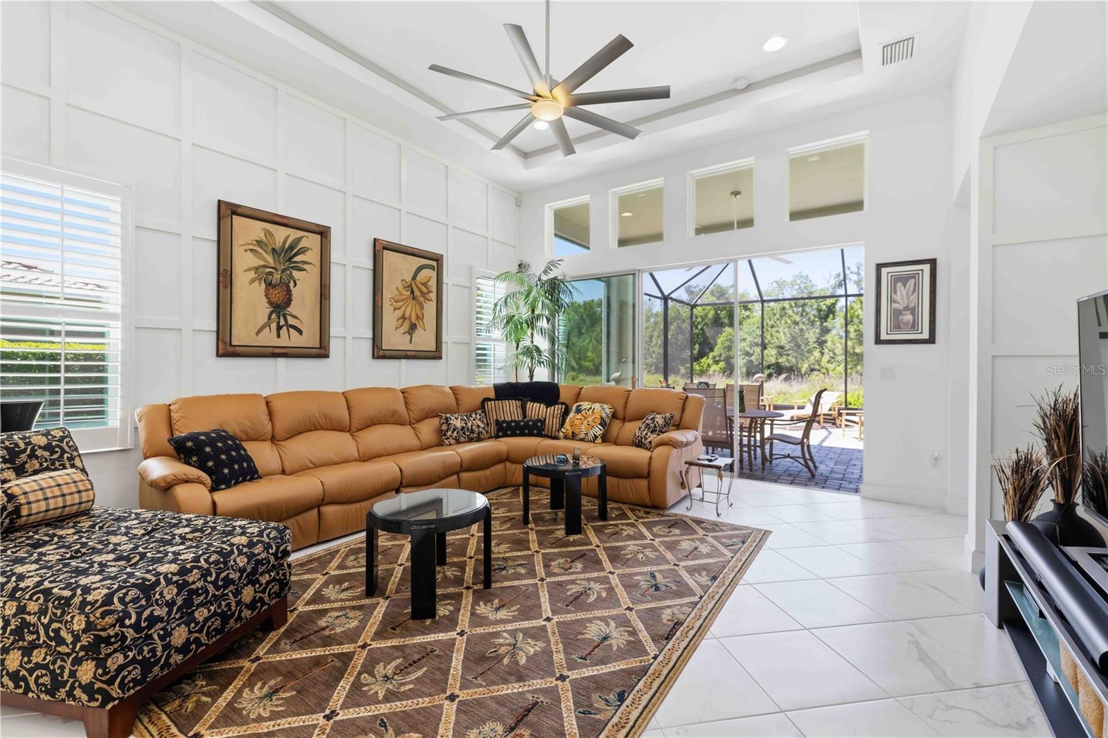 ARBOR GRANDE - Residential