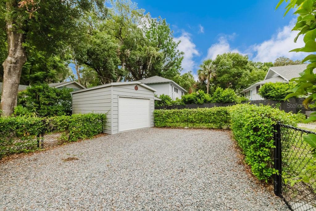 SMOCKS W 482 FT BLK 09 DELAND - Residential