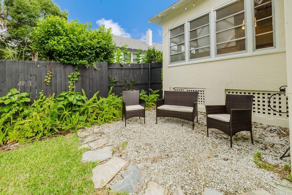 SMOCKS W 482 FT BLK 09 DELAND - Residential