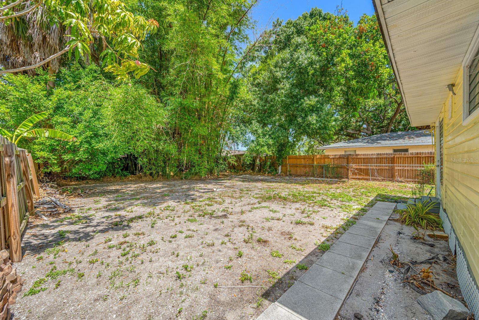 N A REYNOLDS RESUBDIVIDED - Residential