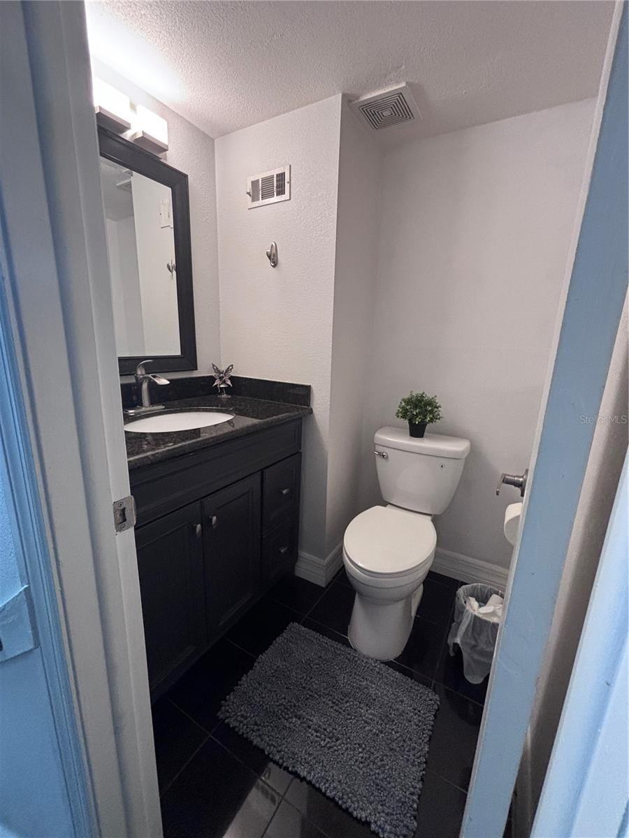 TAMPA VILLAS SOUTH UNIT 1 - Residential