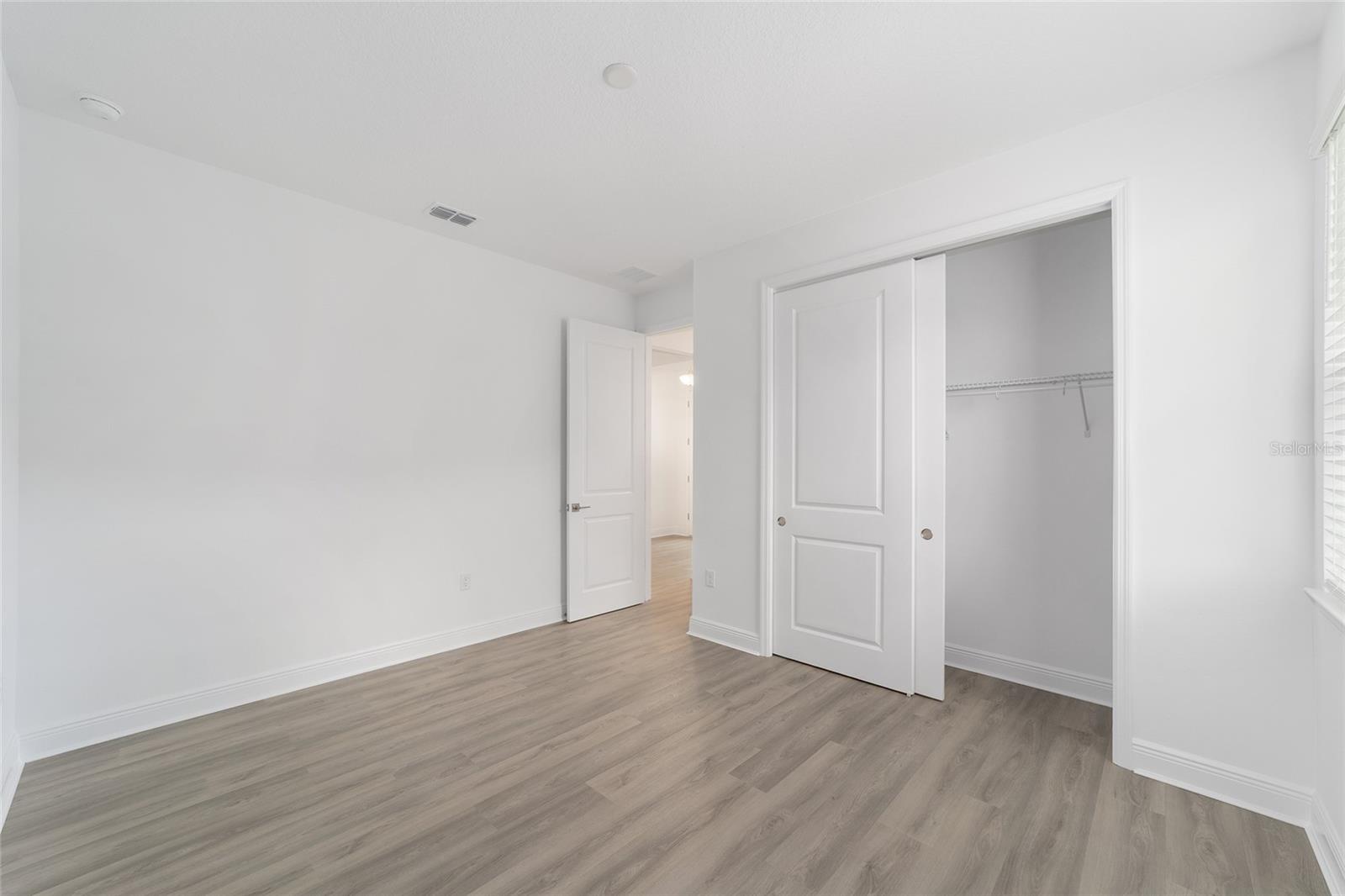 ON TOP OF THE WORLD - Residential
