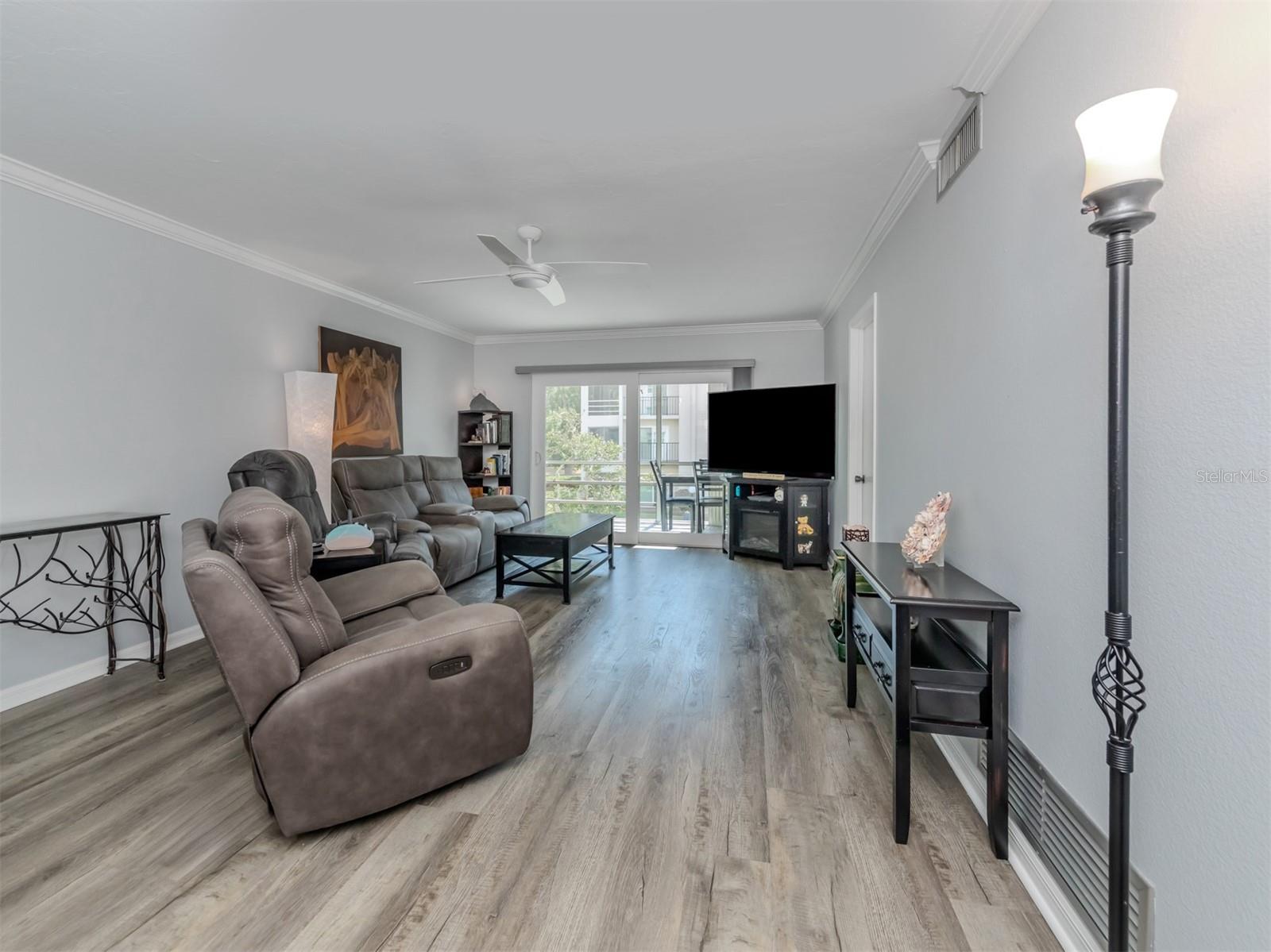 BELLA COSTA II - Residential