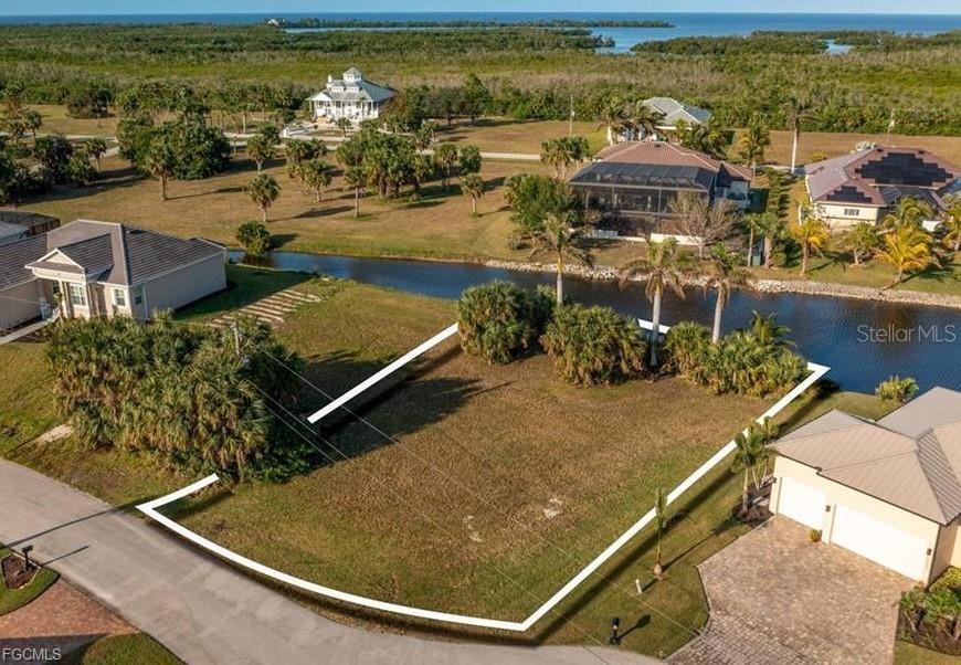 PUNTA GORDA ISLES SEC 21 - Land