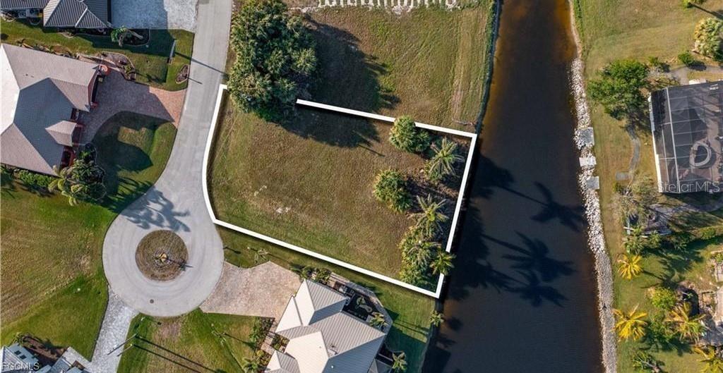PUNTA GORDA ISLES SEC 21 - Land