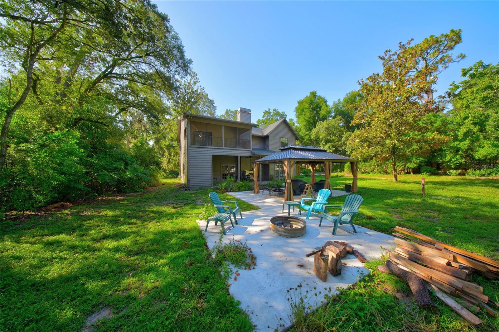 SHADY HOLLOW SUB - Residential