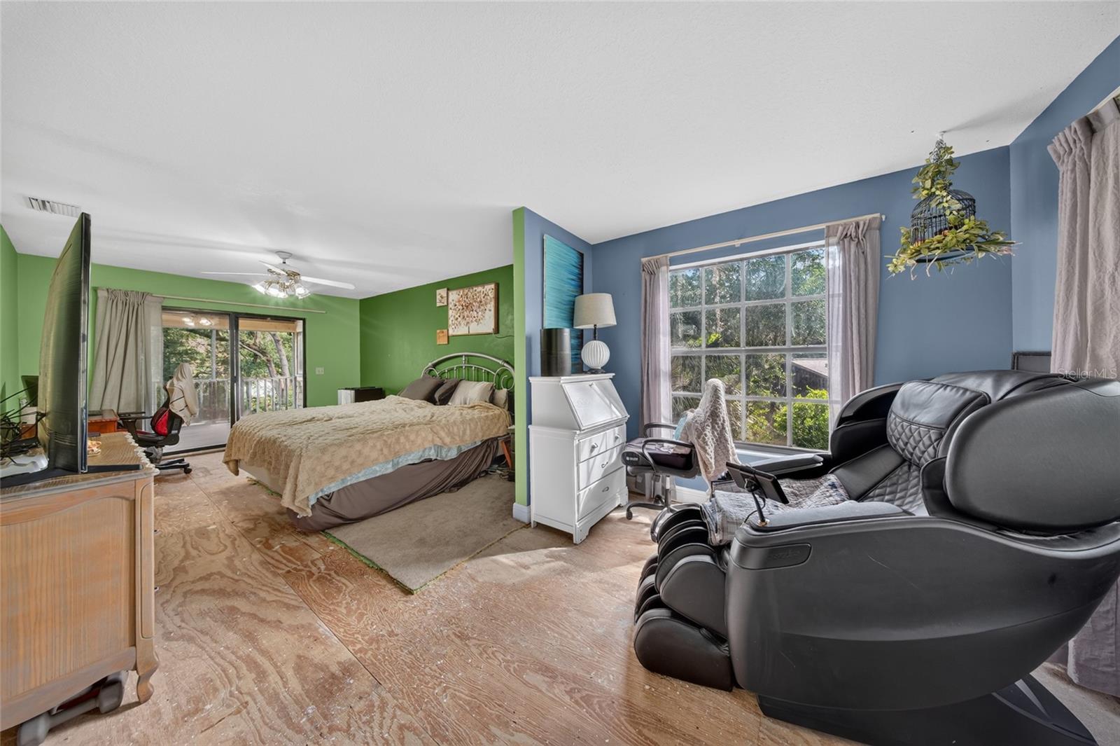 SHADY HOLLOW SUB - Residential