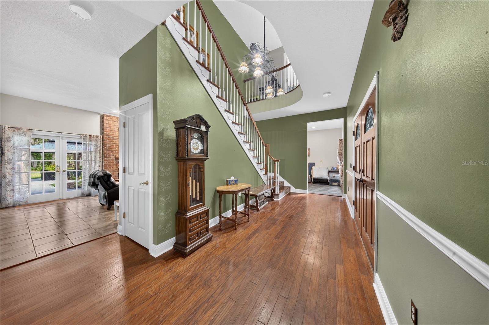 SHADY HOLLOW SUB - Residential