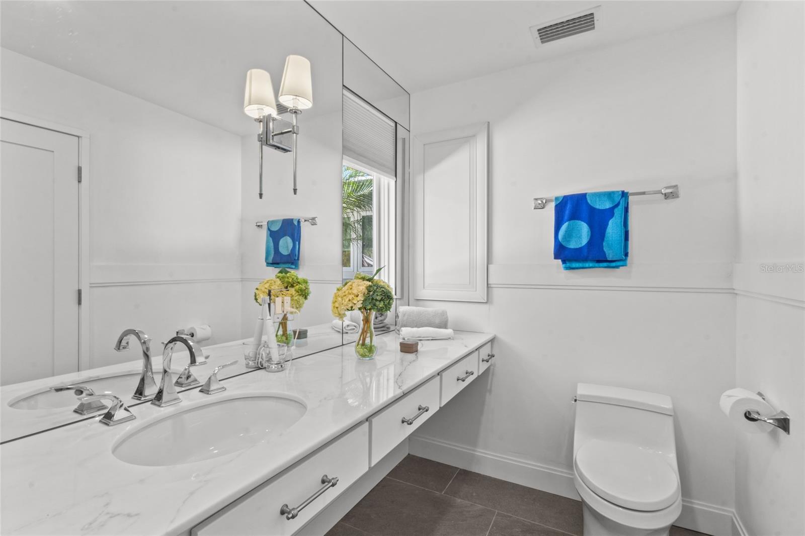 LONGBOAT KEY - Residential