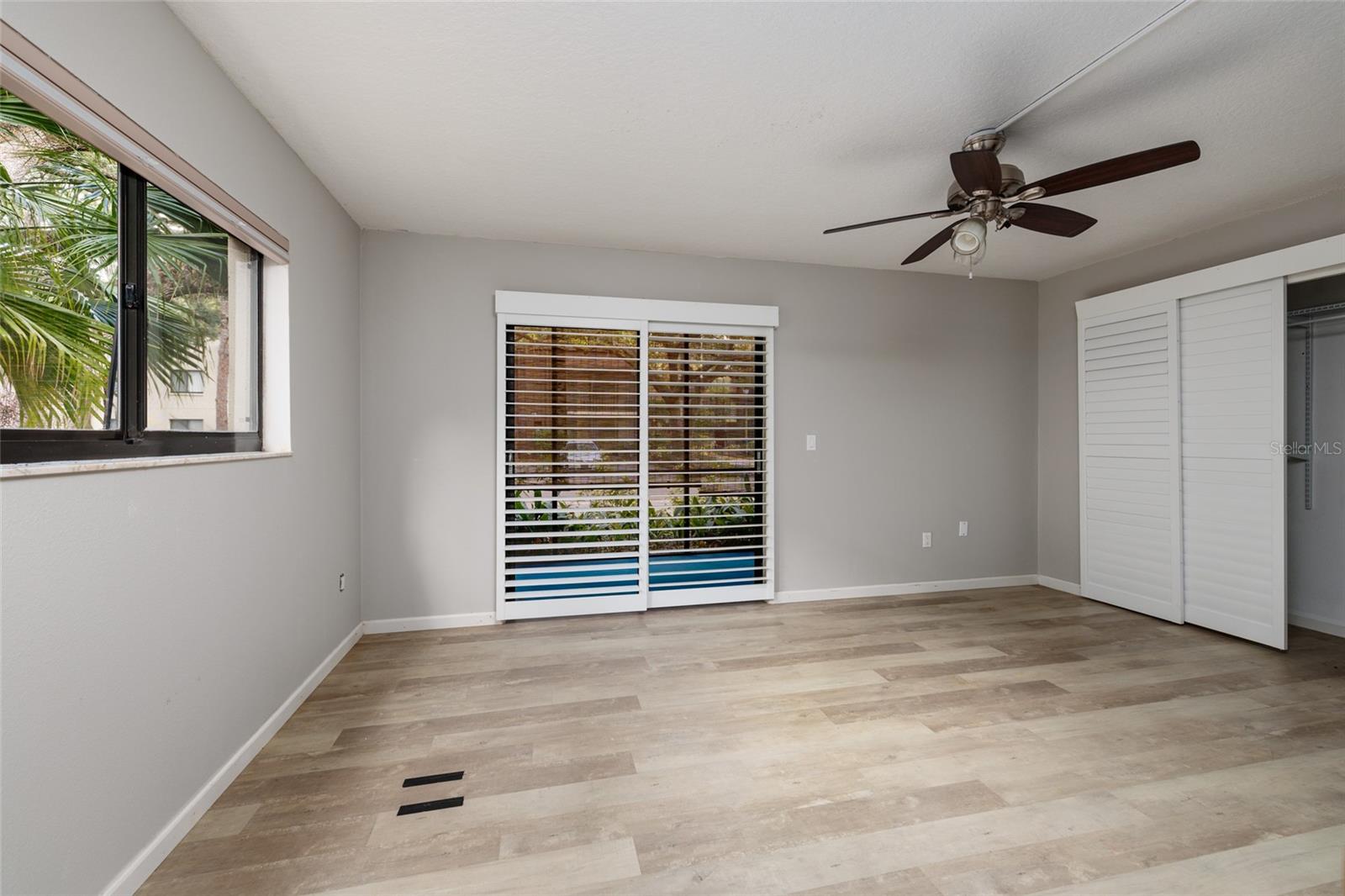 RAINTREE VILLAGE CONDO N - Residential