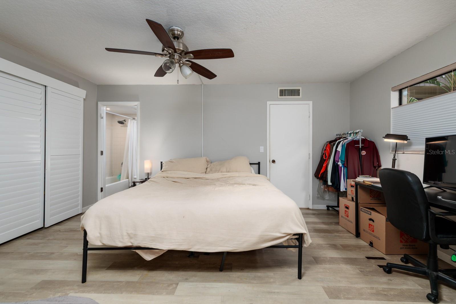 RAINTREE VILLAGE CONDO N - Residential