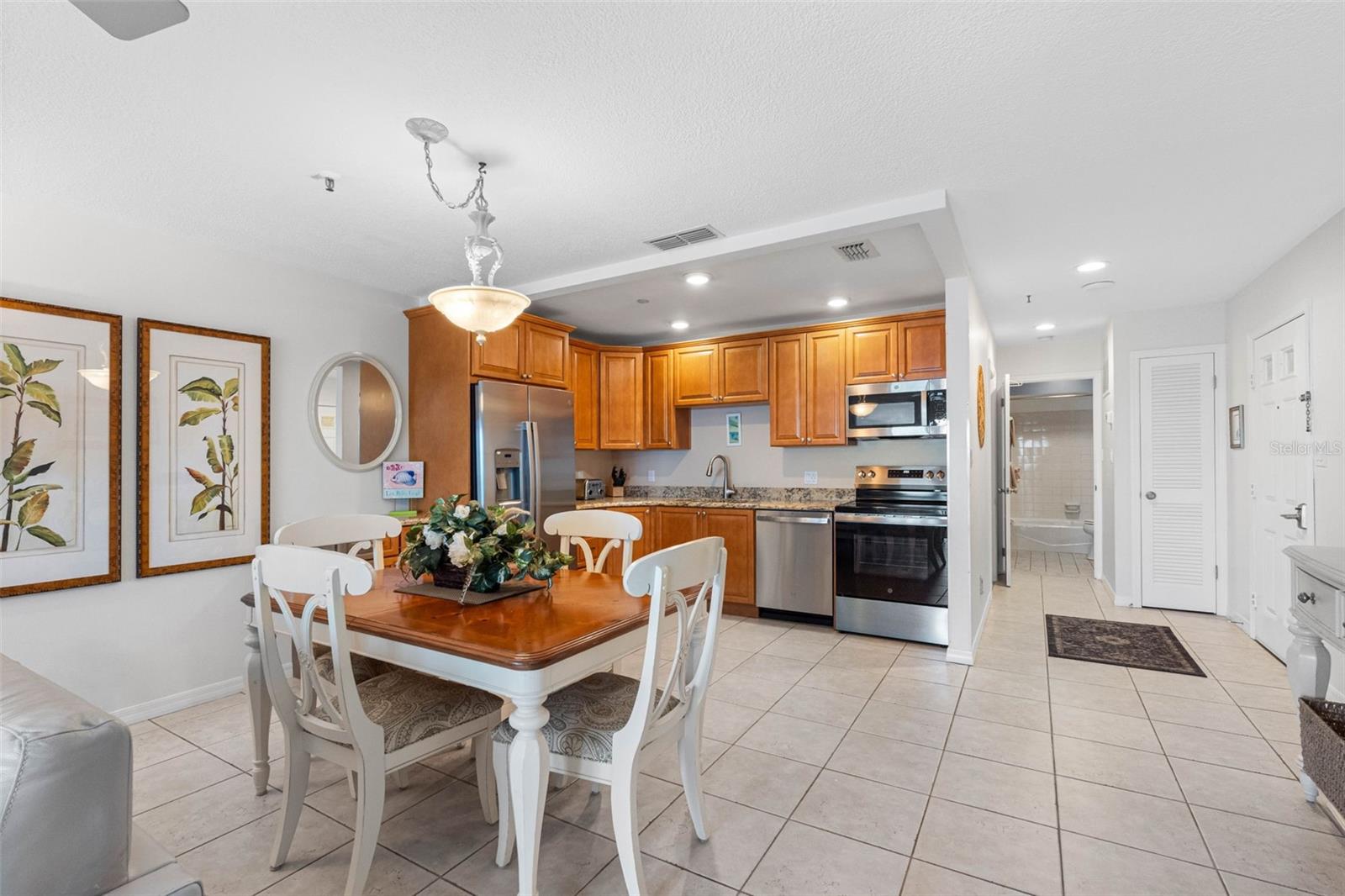 SEA BREEZE OF MADEIRA CONDO - Residential