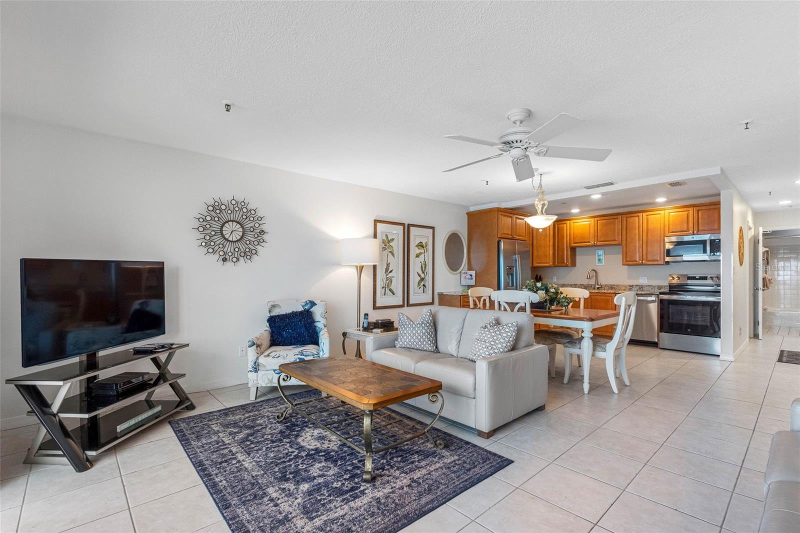 SEA BREEZE OF MADEIRA CONDO - Residential