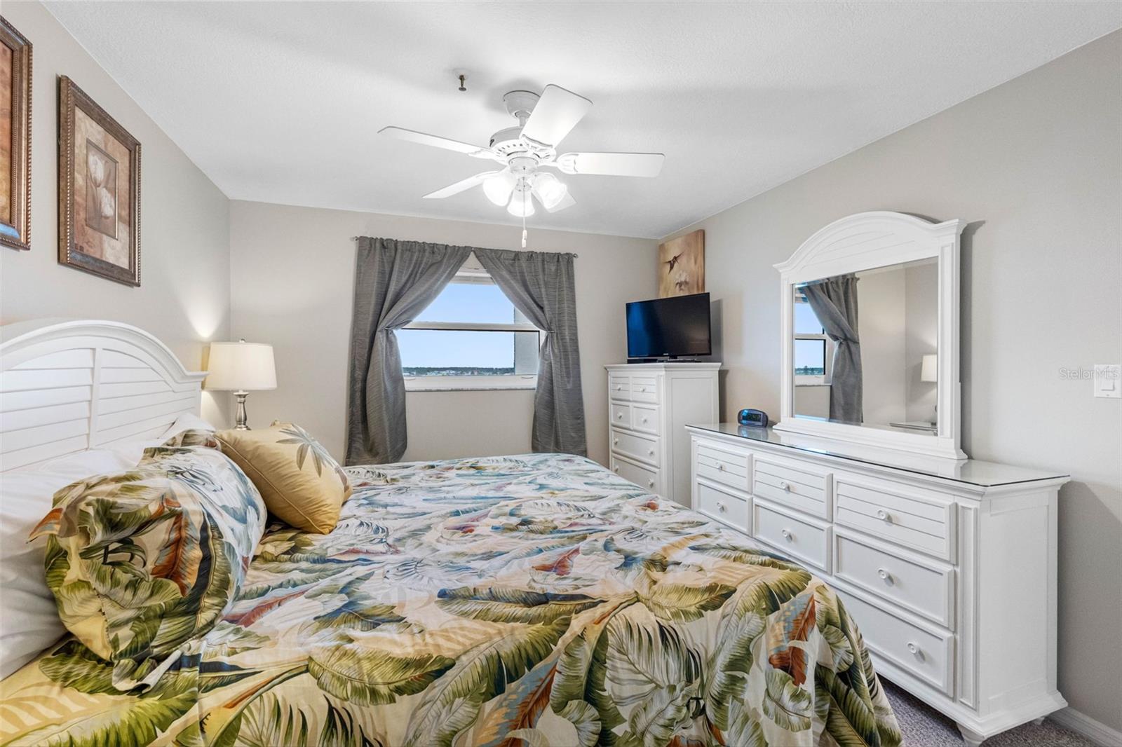 SEA BREEZE OF MADEIRA CONDO - Residential