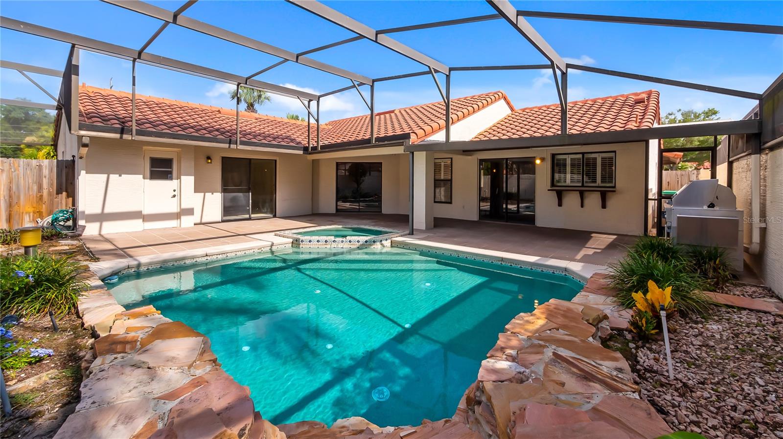 GRANADA VILLAS - Residential