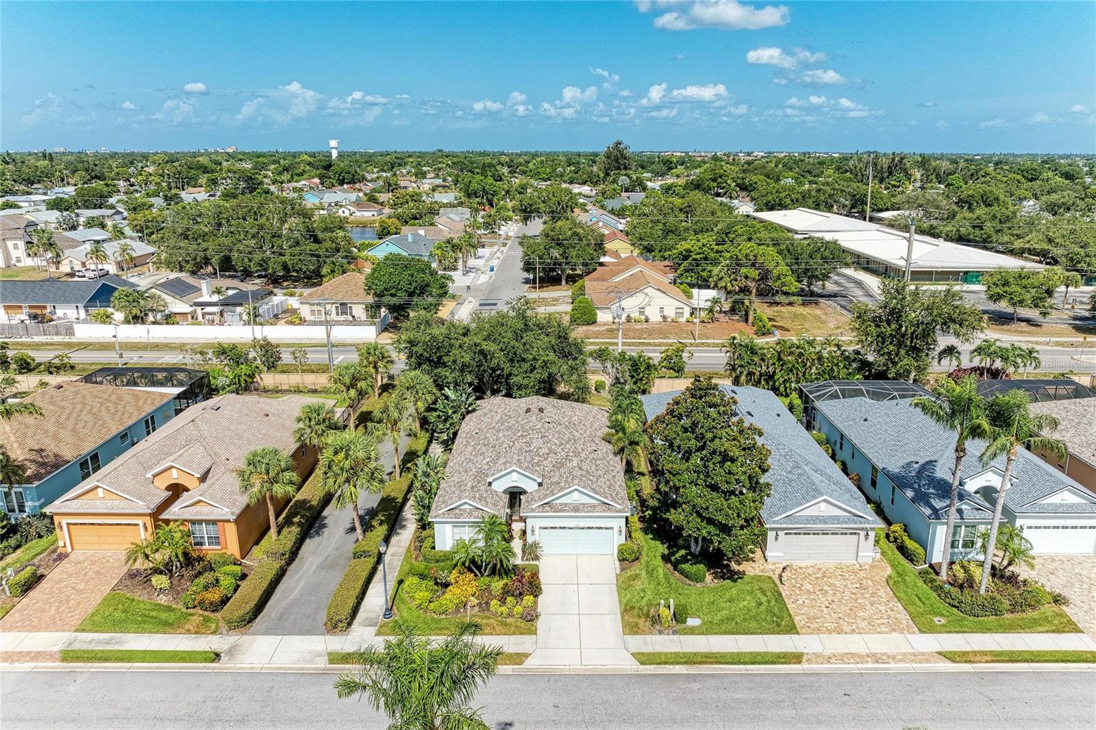 PALMA SOLA TRACE - Residential
