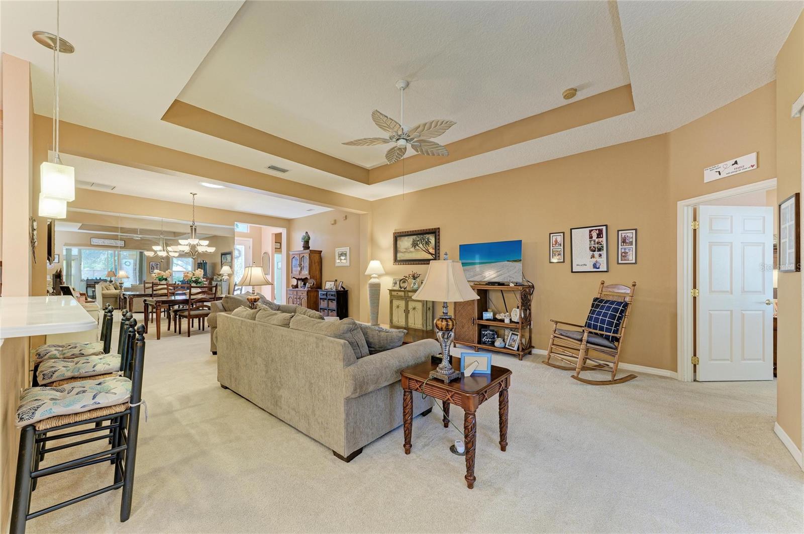 PALMA SOLA TRACE - Residential