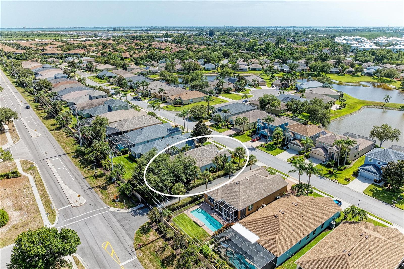 PALMA SOLA TRACE - Residential