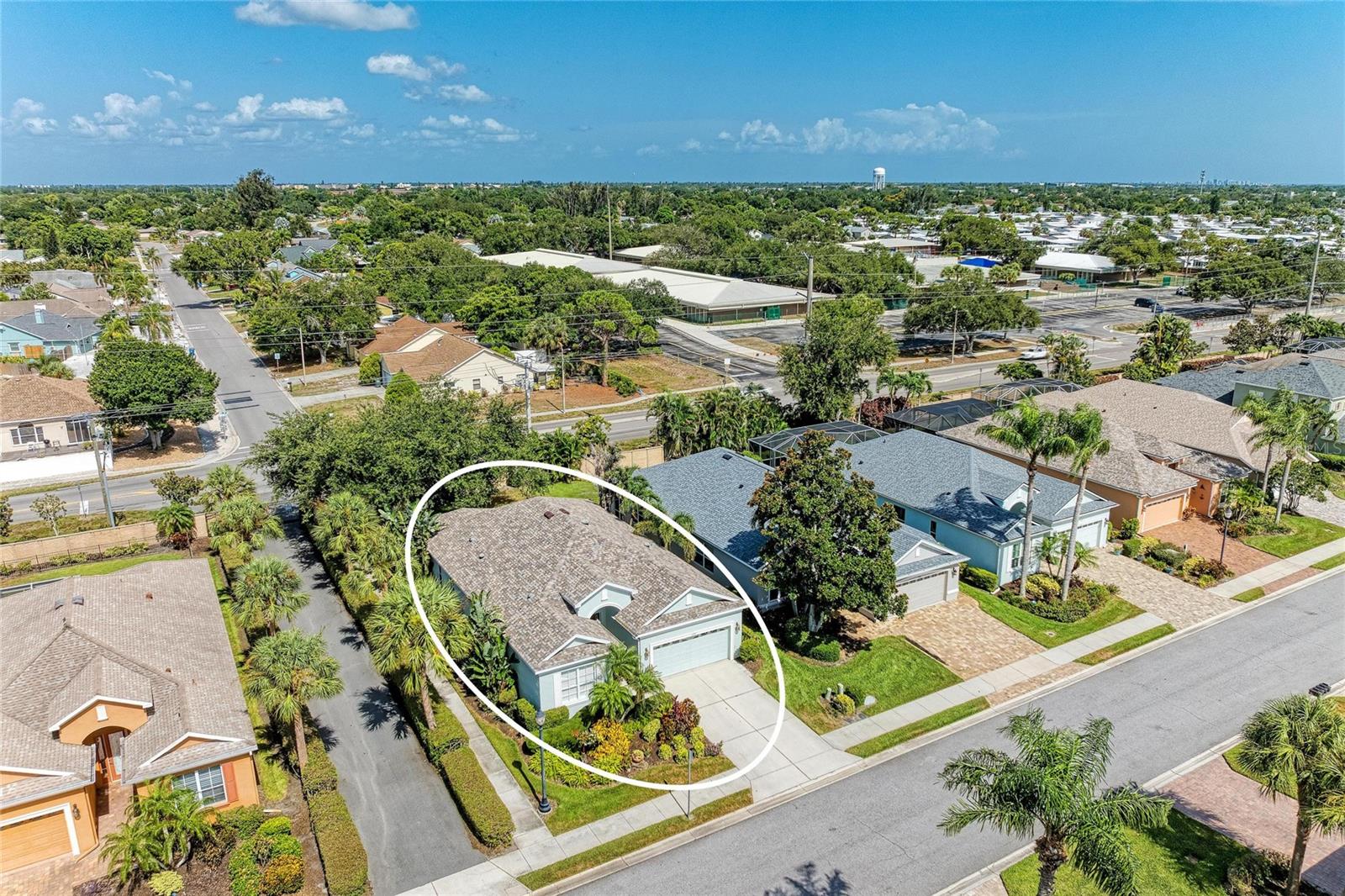 PALMA SOLA TRACE - Residential