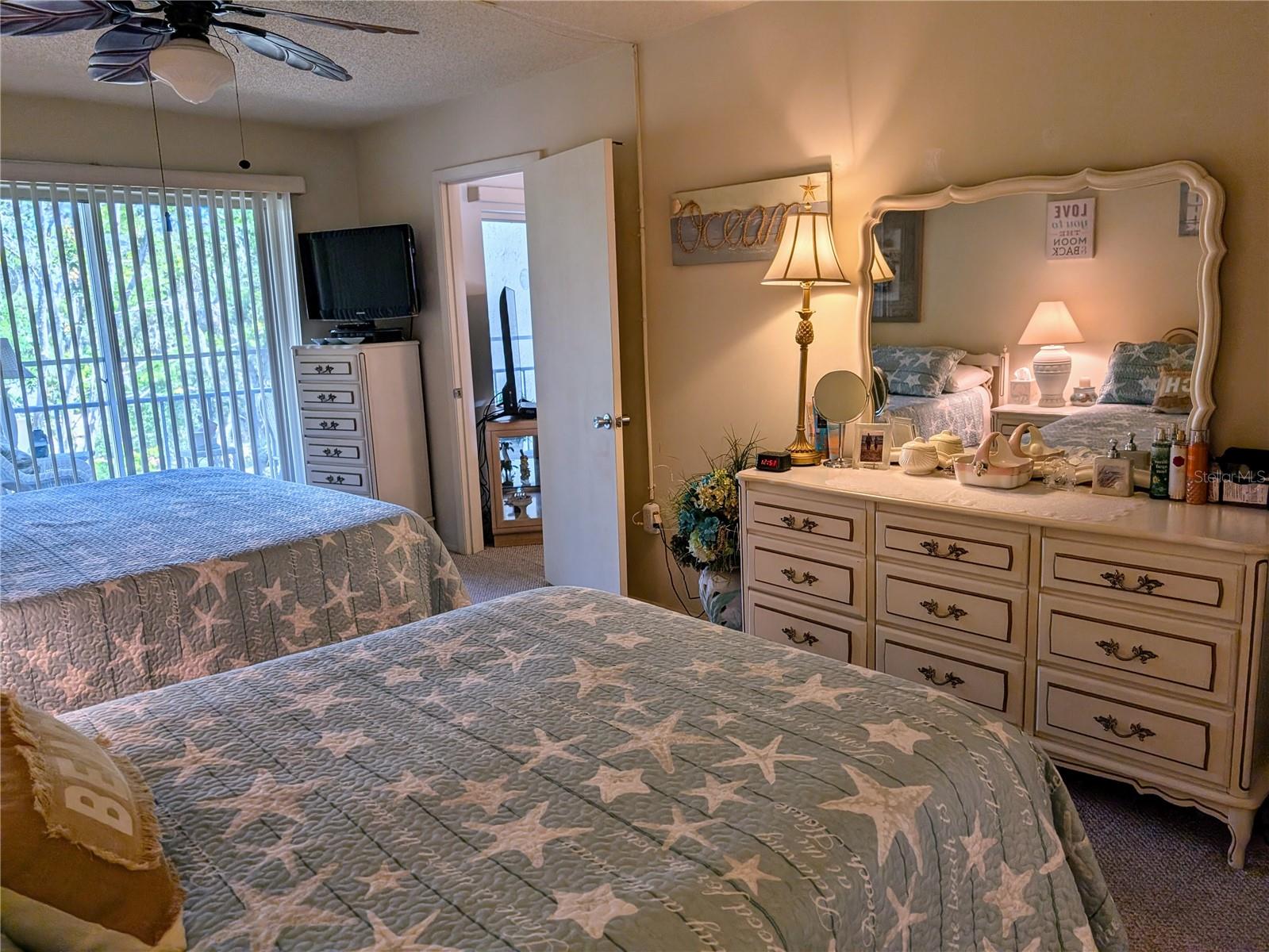 BAYSHORE ON THE LAKE APTS II SEC 3 - Residential