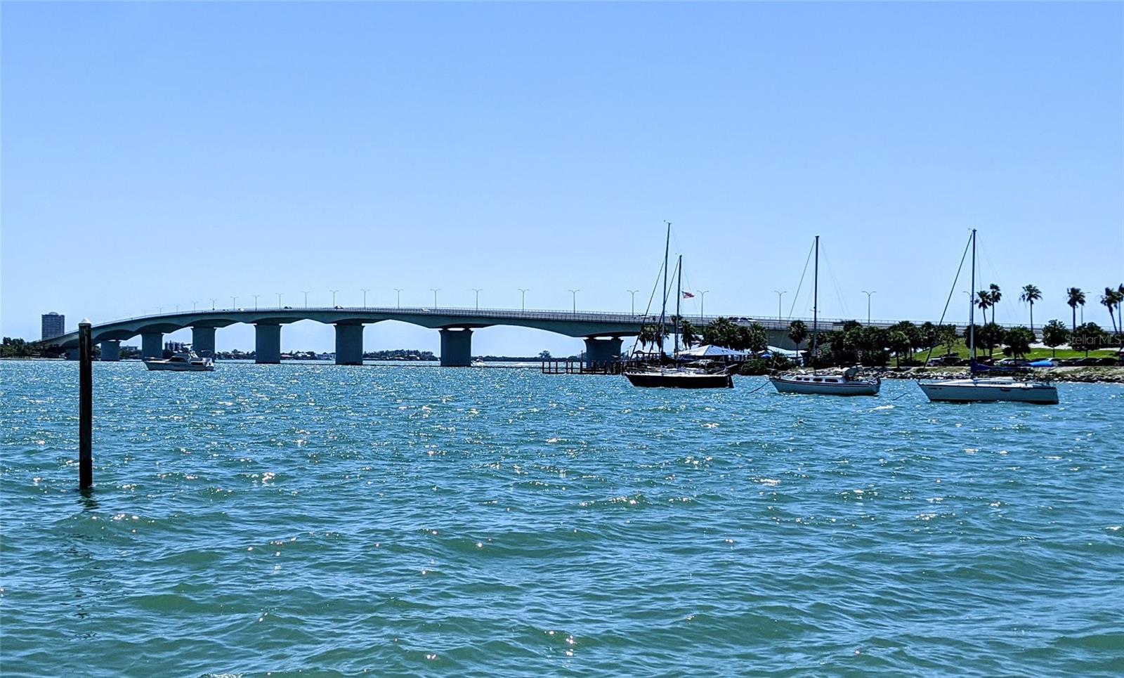 BAYSHORE ON THE LAKE APTS II SEC 3 - Residential