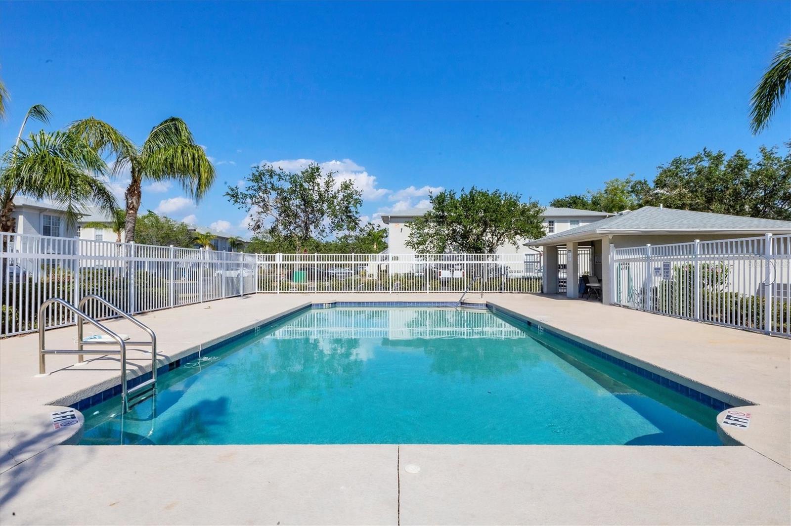 RIVER PRESERVE CONDO CB33/154 - Residential
