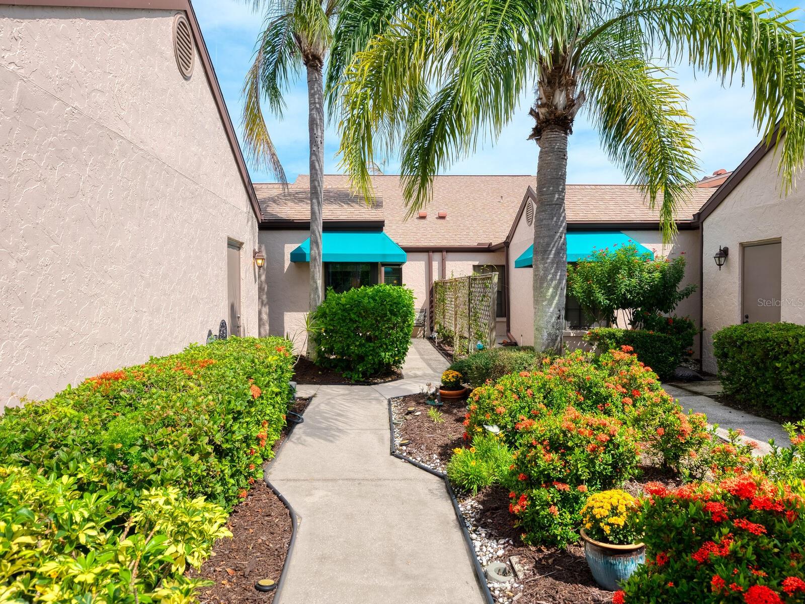 CLUBSIDE AT PALM-AIRE I & II - Residential