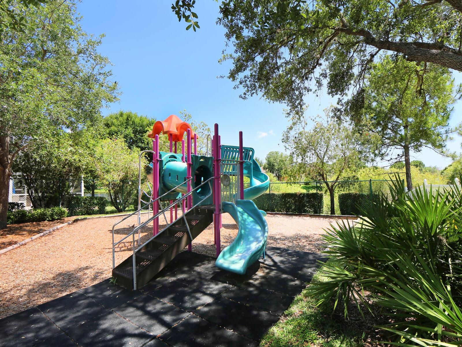 CLUBSIDE AT PALM-AIRE I & II - Residential
