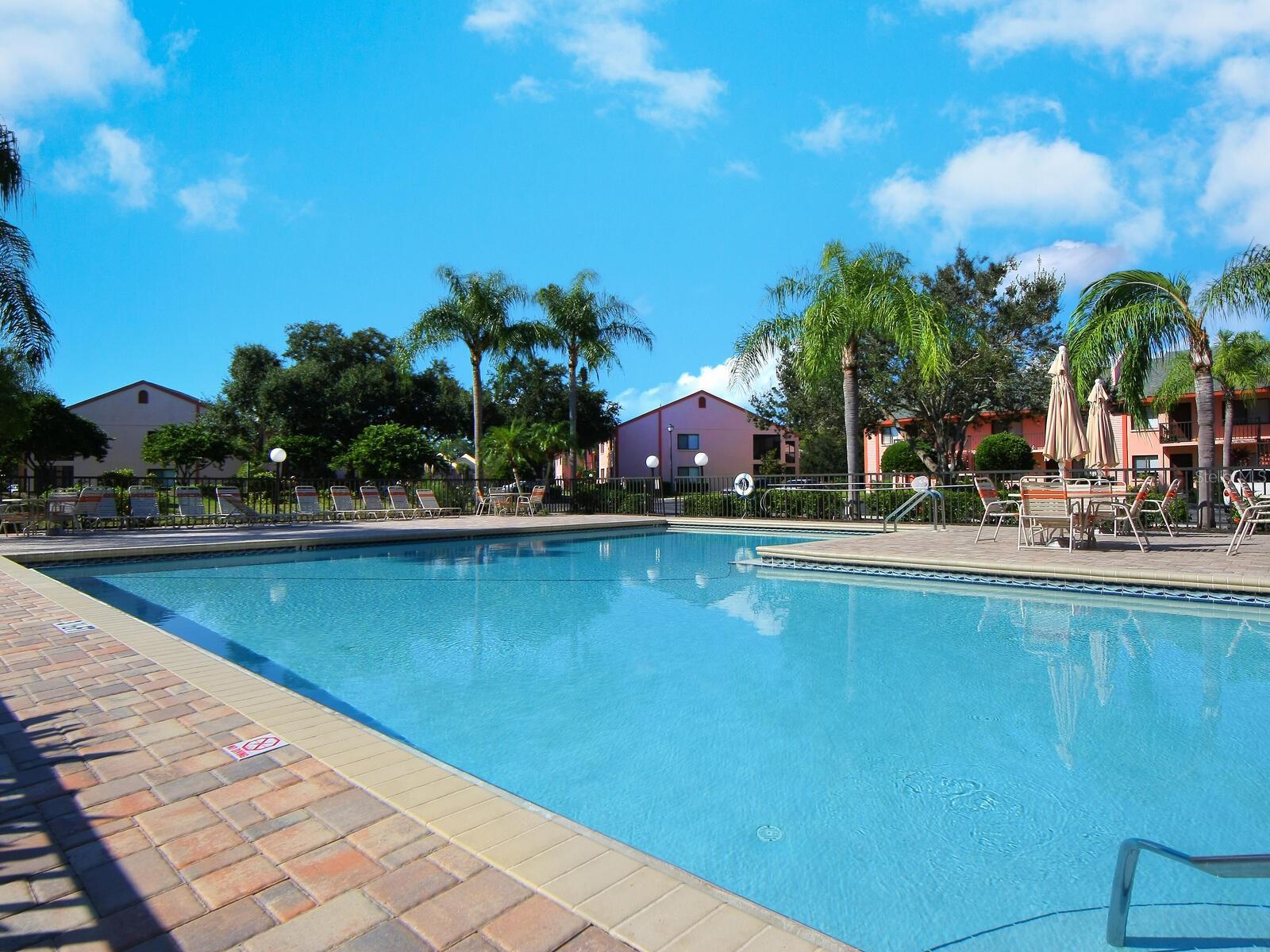CLUBSIDE AT PALM-AIRE I & II - Residential