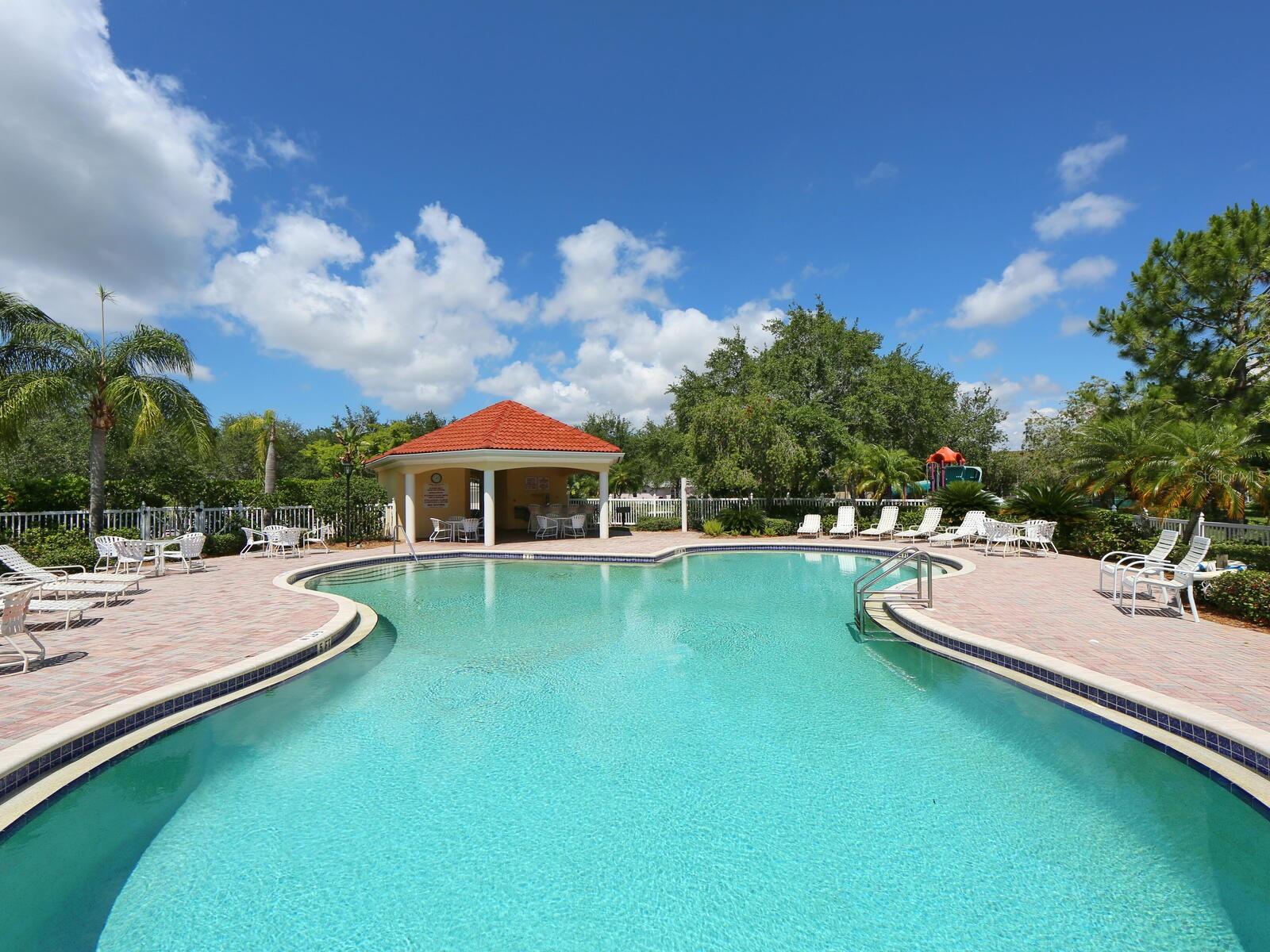 CLUBSIDE AT PALM-AIRE I & II - Residential