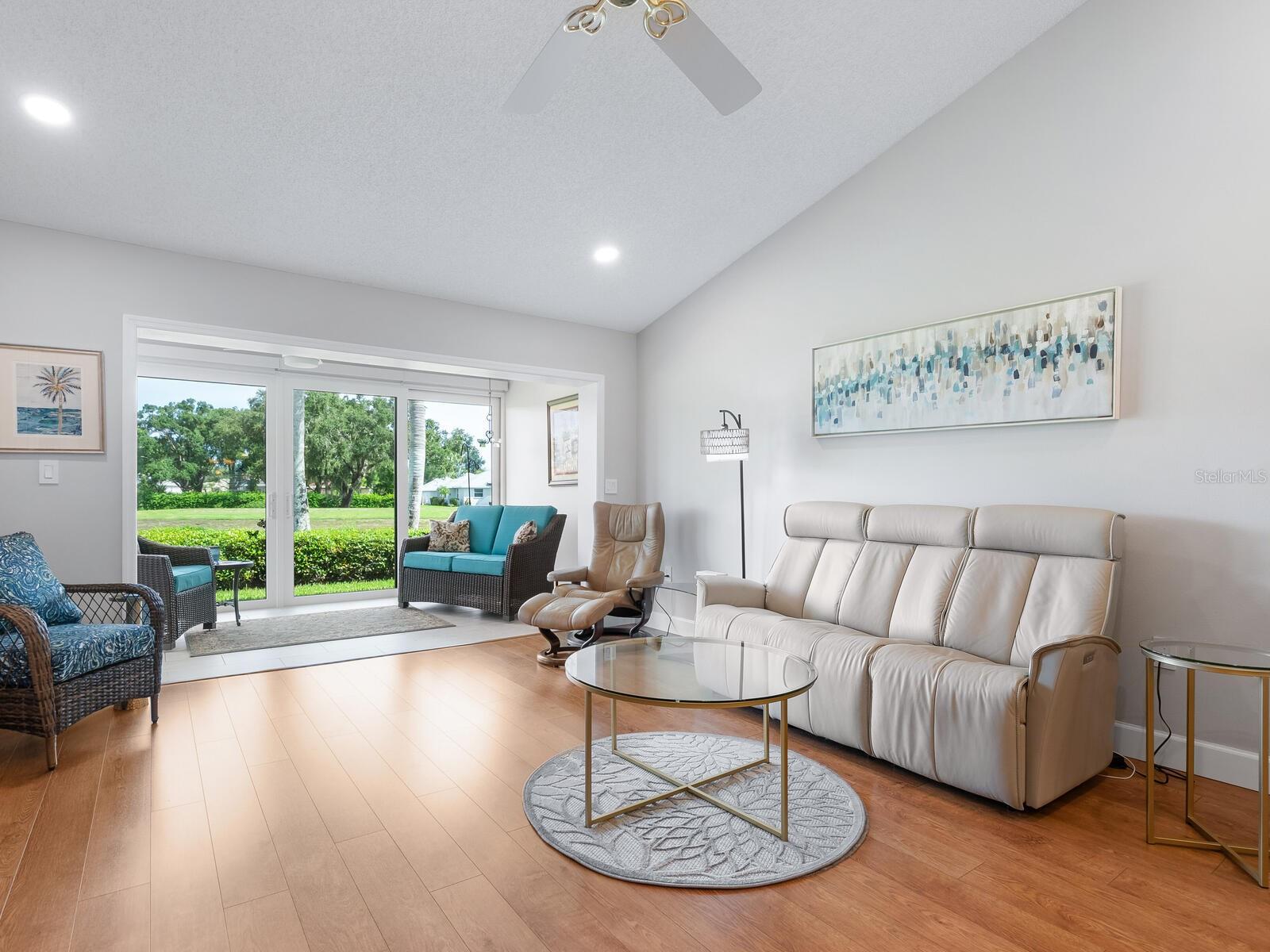 CLUBSIDE AT PALM-AIRE I & II - Residential