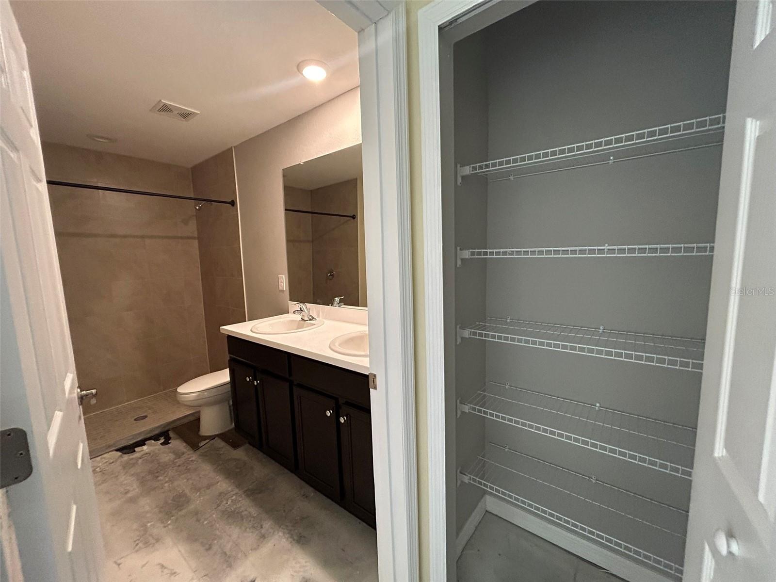 PORT CHARLOTTE SEC 013 - Residential Lease