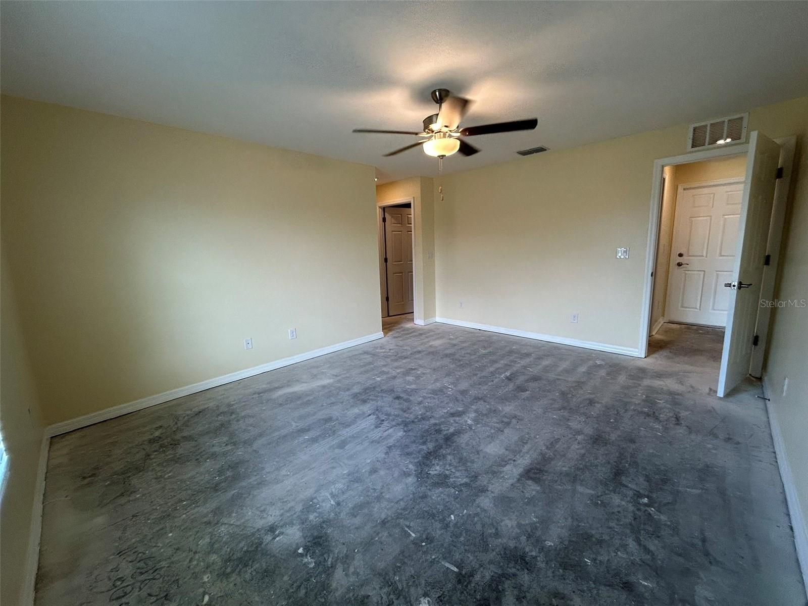 PORT CHARLOTTE SEC 013 - Residential Lease