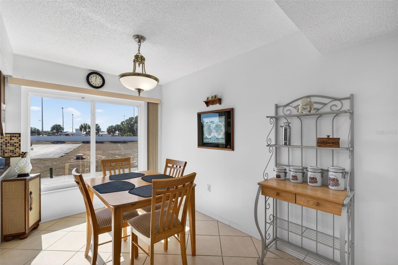 WATERS EDGE PH 01 BLDG L - Residential Lease