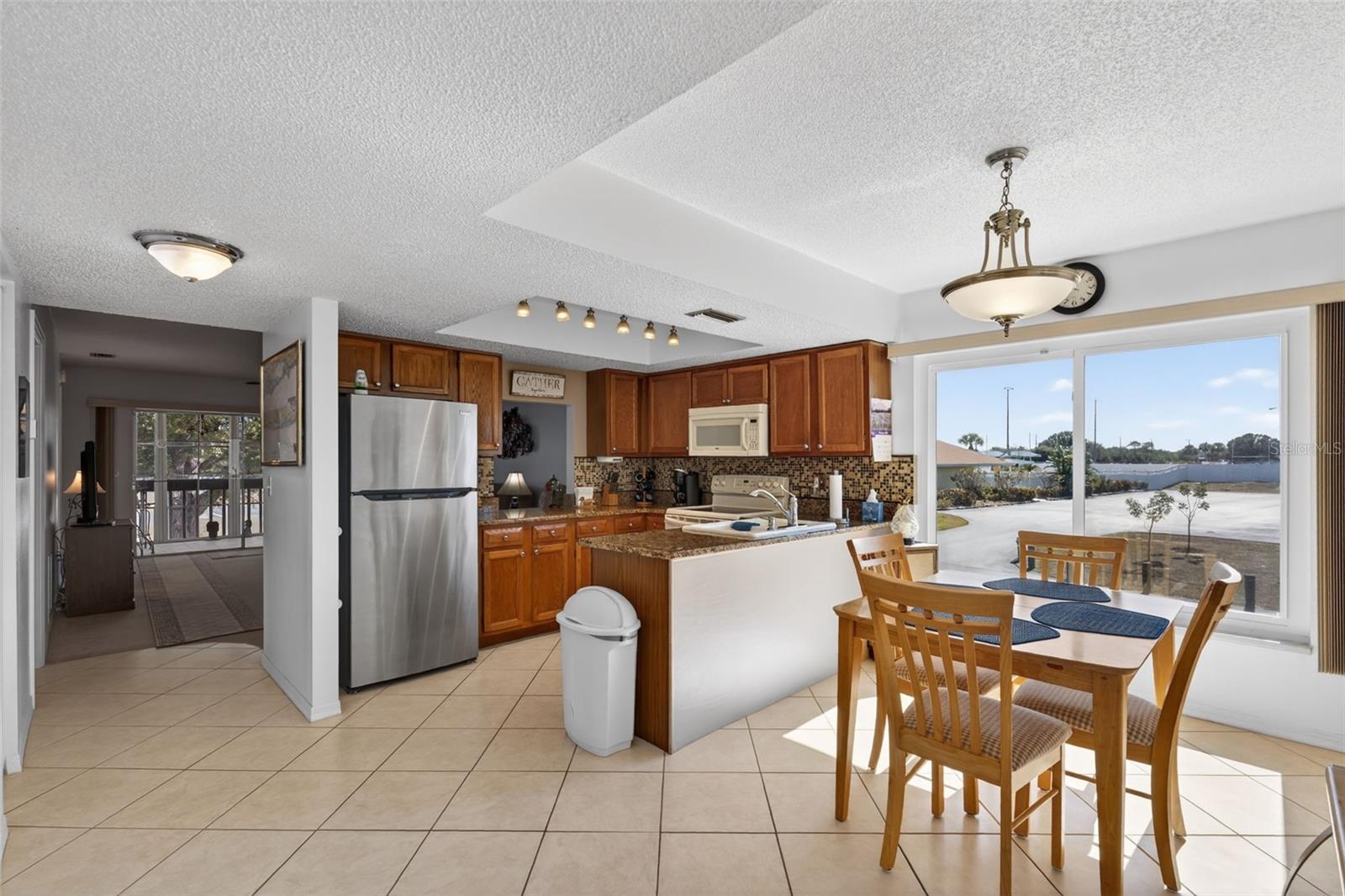 WATERS EDGE PH 01 BLDG L - Residential Lease