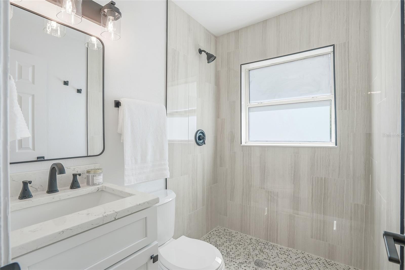 LAKEVIEW GROVE - Residential