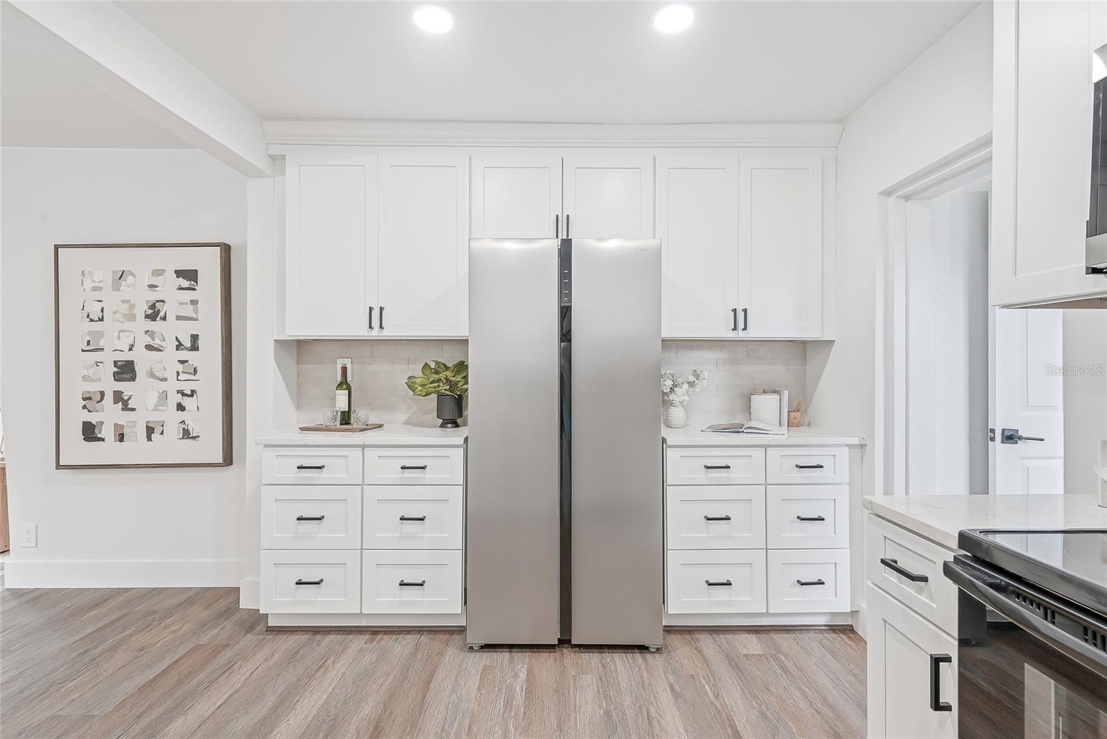 LAKEVIEW GROVE - Residential