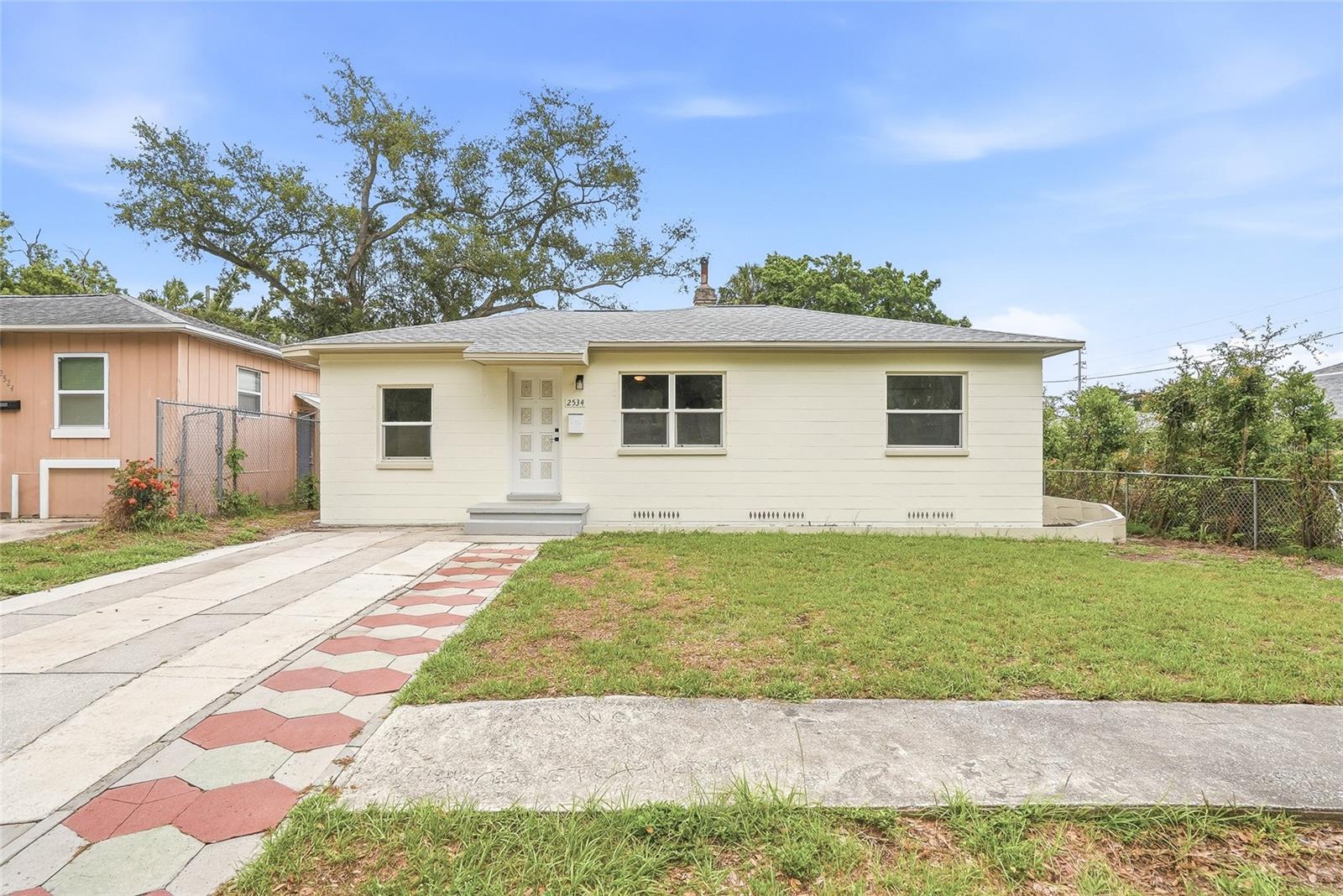 LAKEVIEW GROVE - Residential