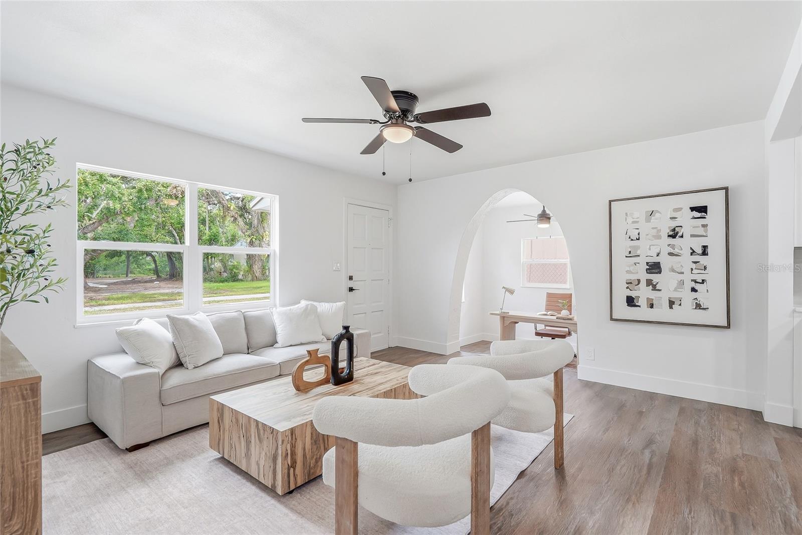 LAKEVIEW GROVE - Residential