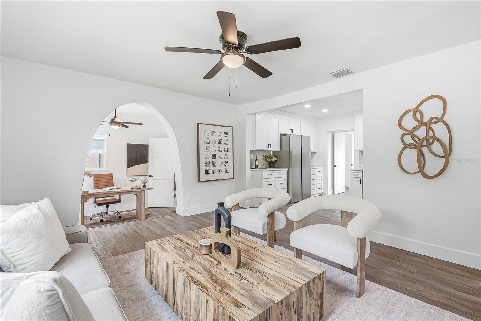 LAKEVIEW GROVE - Residential