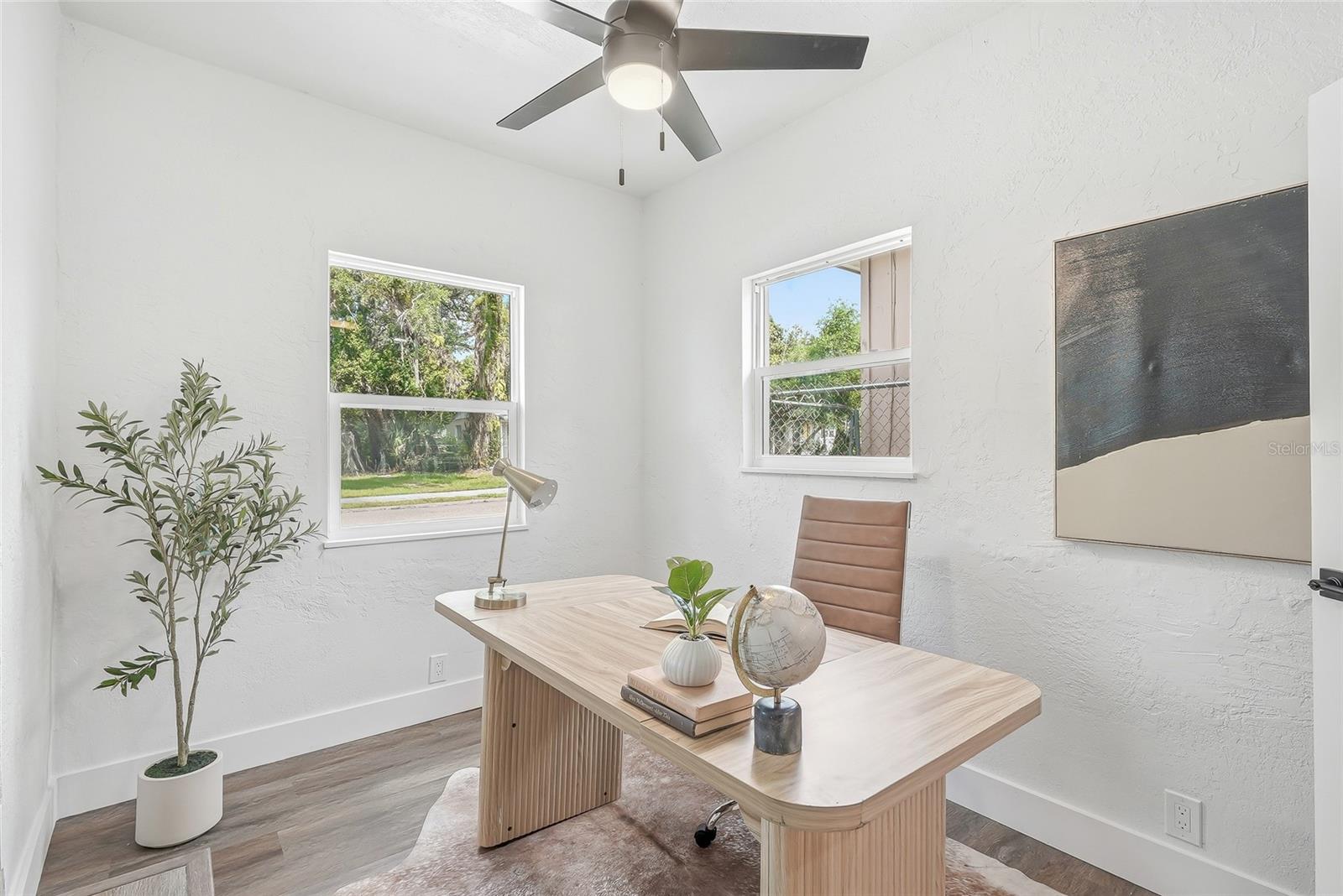 LAKEVIEW GROVE - Residential