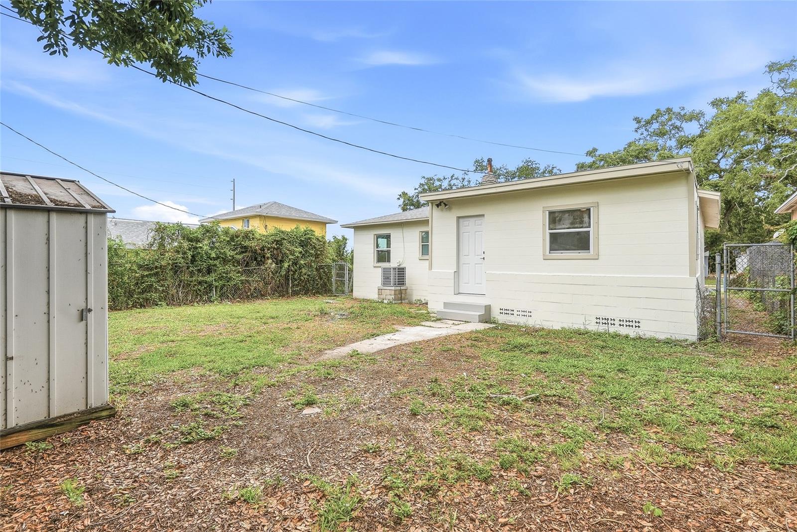 LAKEVIEW GROVE - Residential