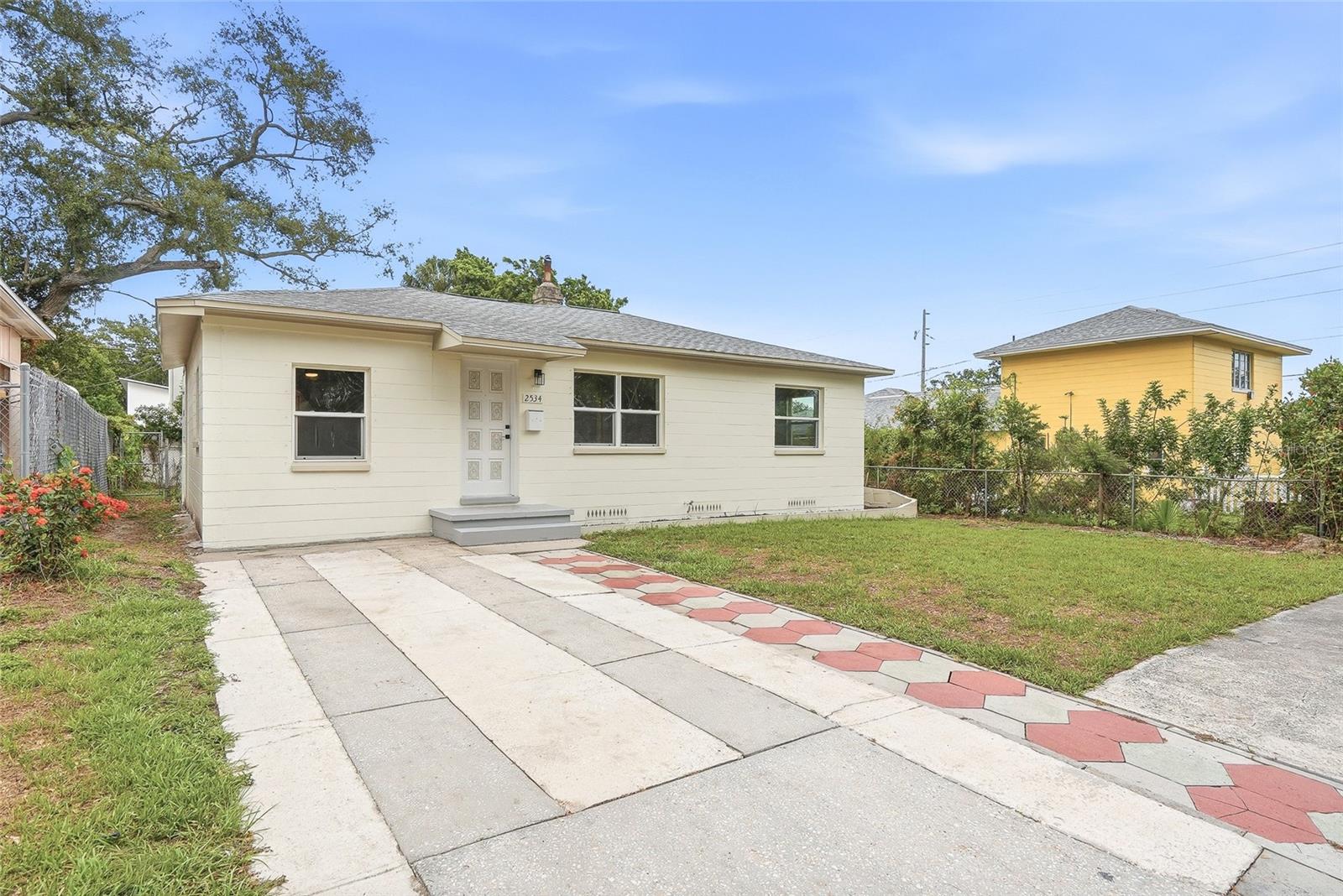 LAKEVIEW GROVE - Residential