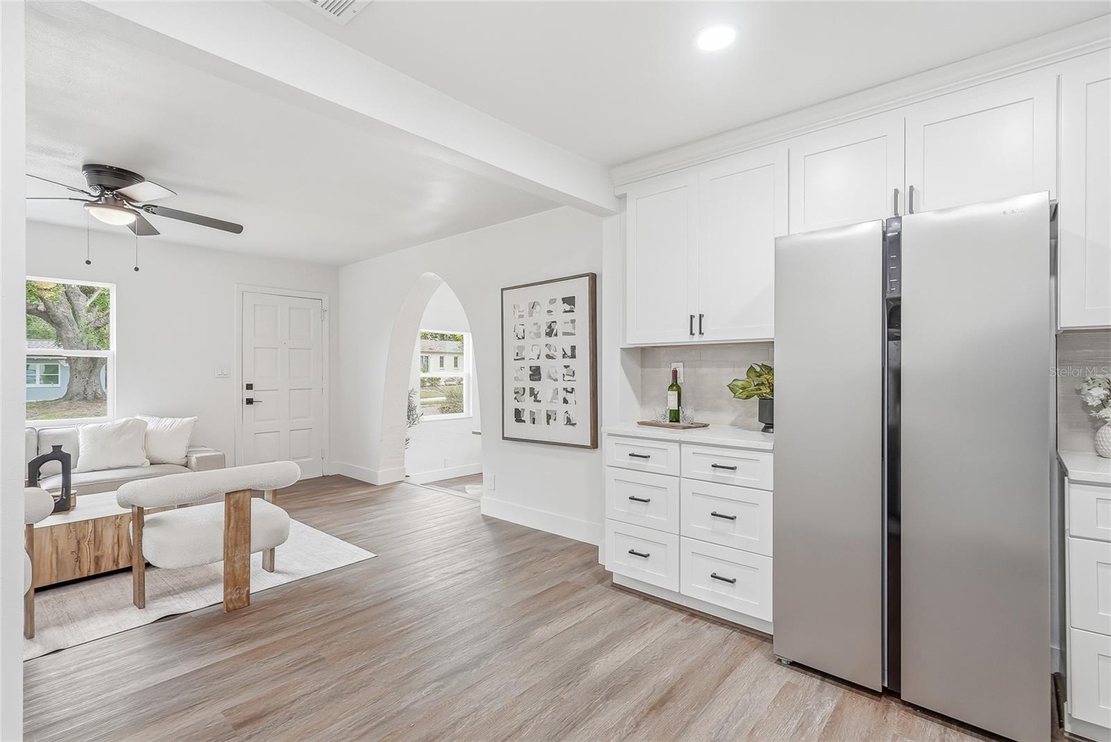 LAKEVIEW GROVE - Residential