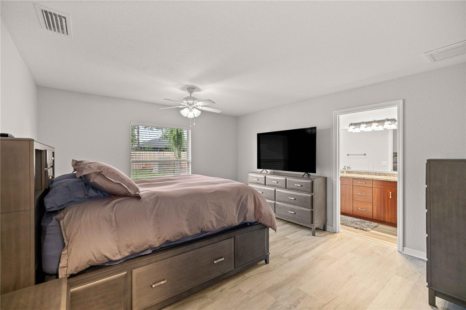 SILVER SPGS SHORES UN 22 - Residential