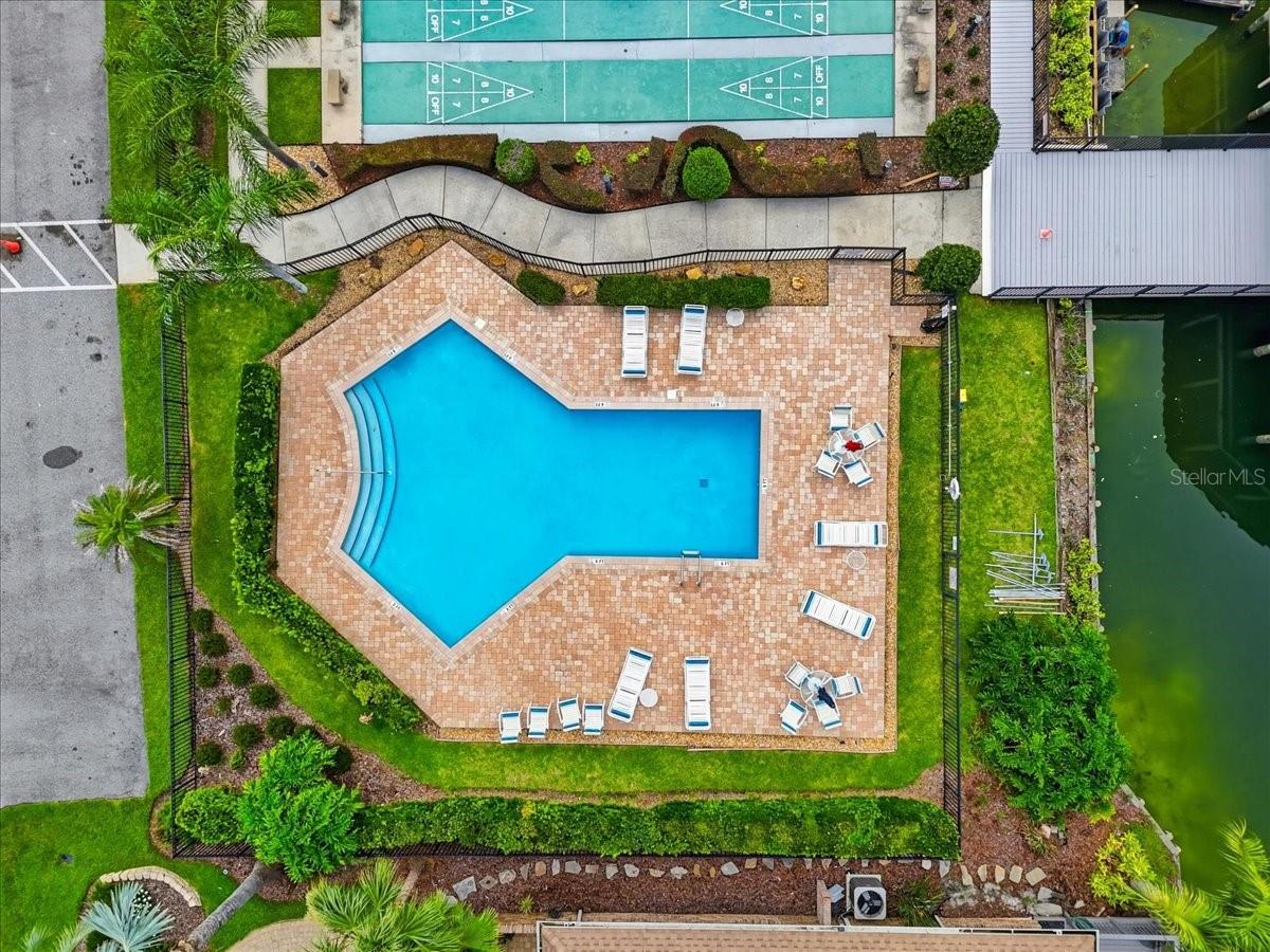 VILLAS BY LAKE REP A POR - Residential