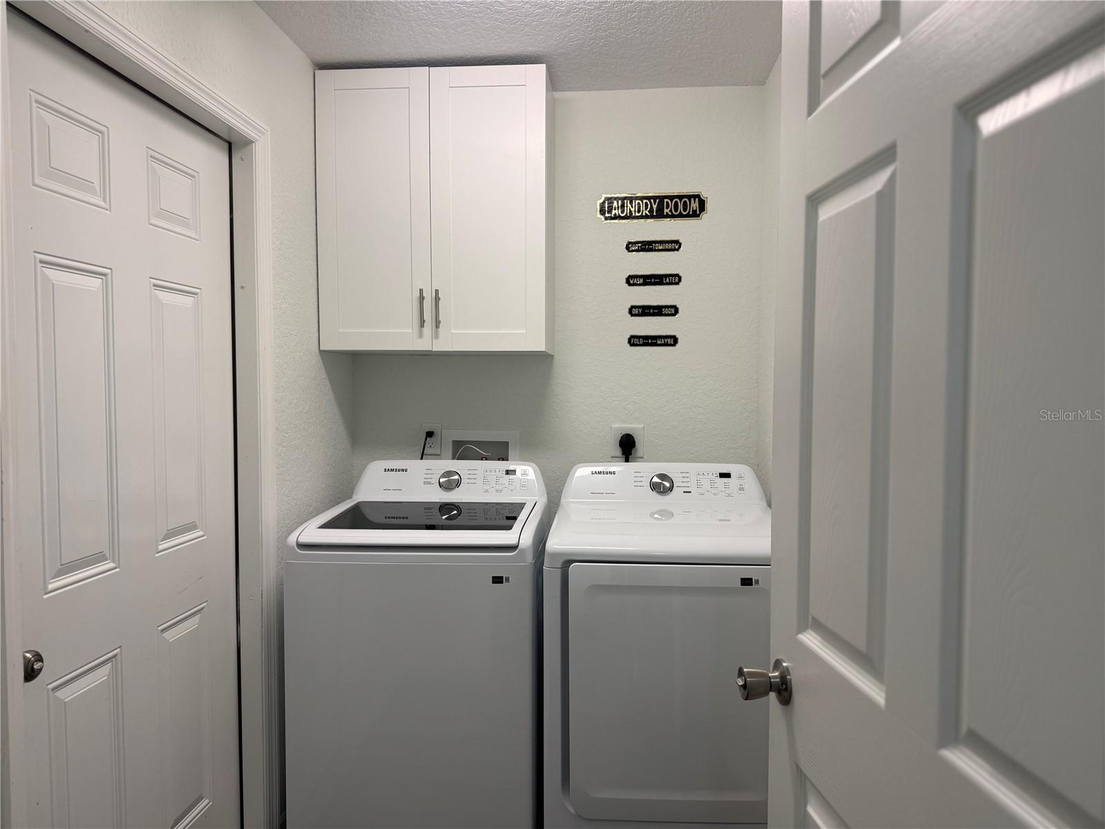 SABAL PARK - Residential Lease